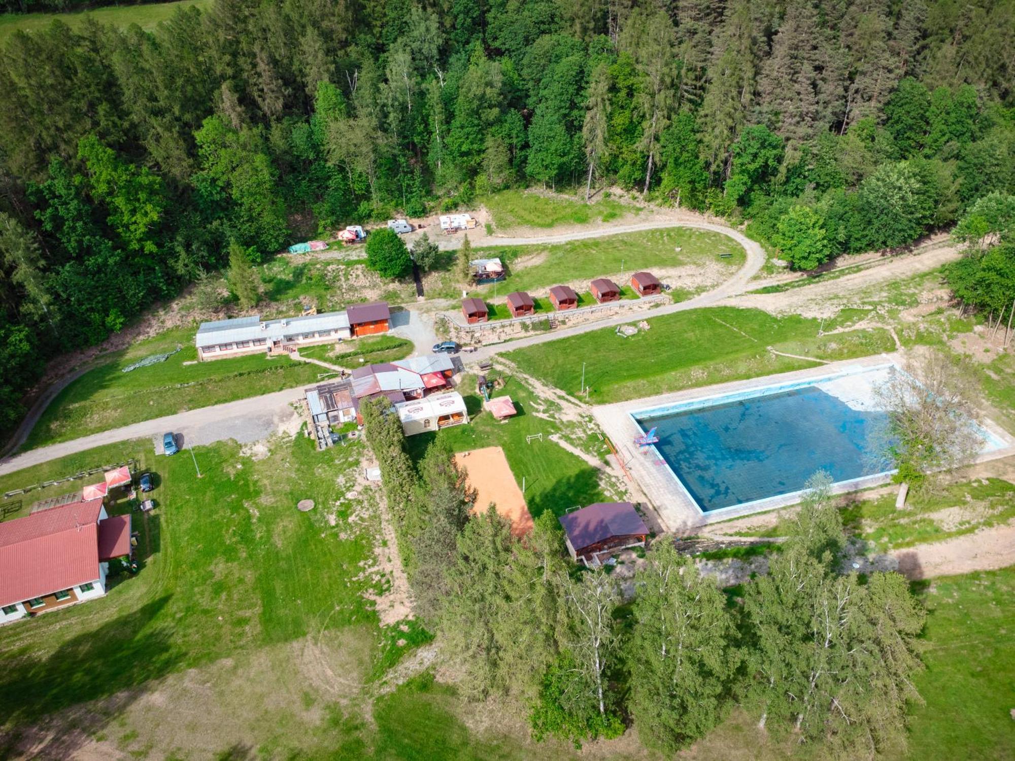 Chatka Agawa nová v areálu Koupaliště Bystré v Orlických horách Extérieur photo